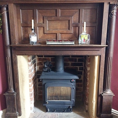 thetalbotinn newnhambridge worcestershire fireplace stove logburner