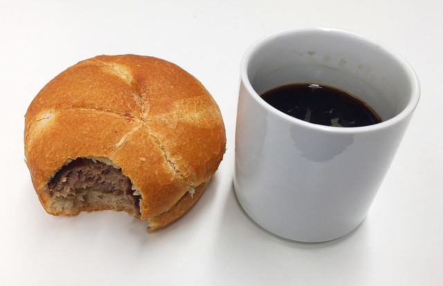 Meatball & Coffee / Fleischpflanzerl & Kaffee