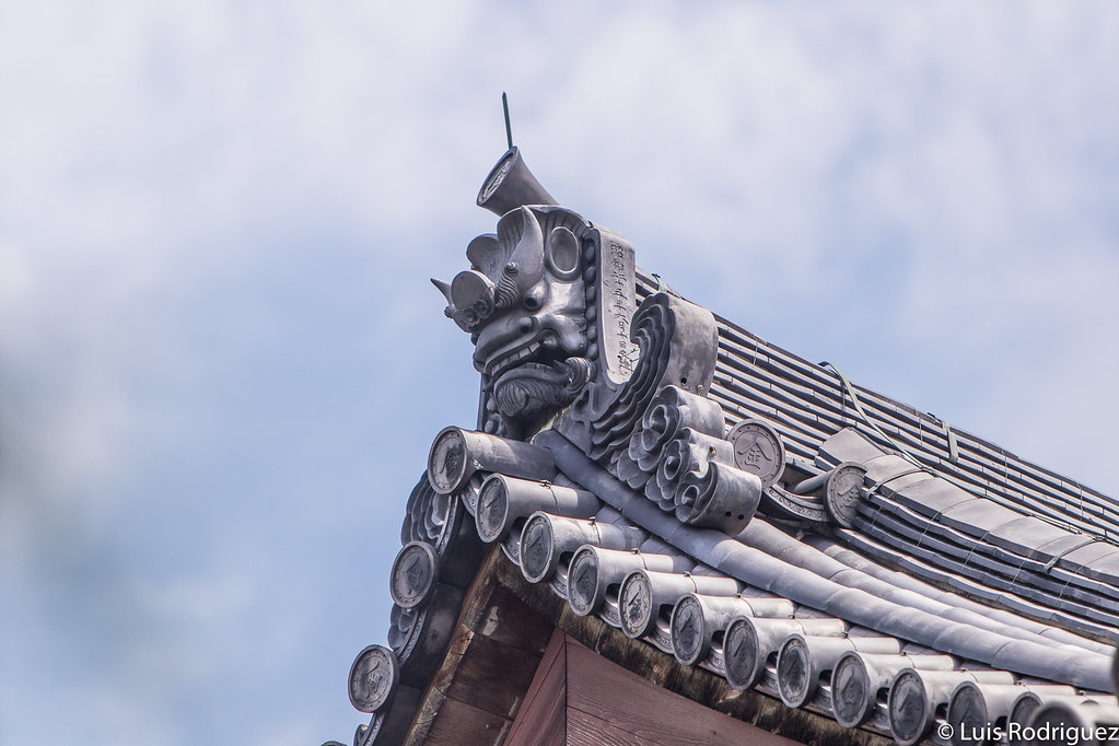 Fant&aacute;stica teja onigawara en el templo Daitoku-ji de Kioto