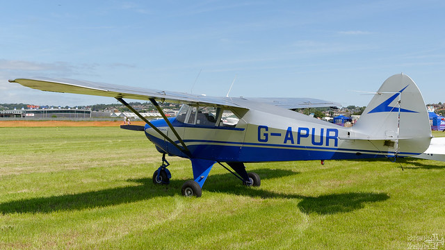 Piper PA-22-160 Tri-Pacer G-APUR