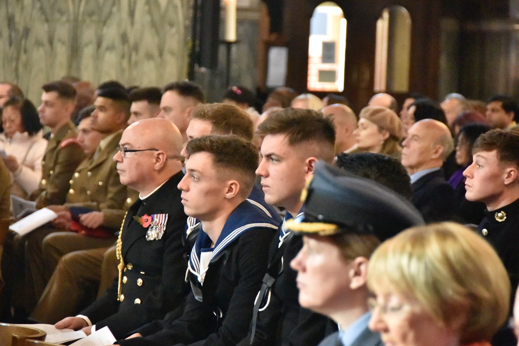 Catholic members of the Forces mark Remembrance Sunday - Diocese of Westminster