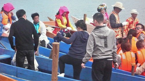 ch-yu16-lugu lake 2-tour (4)