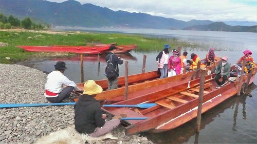 ch-yu16-lugu lake 2-tour (2)