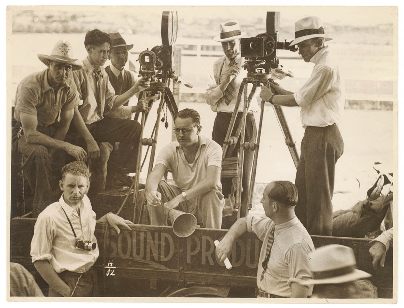 Crew on set of Cinesound-Ken Hall film, Thoroughbred, 1935-1936, Sam Hood