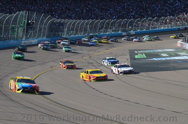 Rush Hour At ISM Raceway