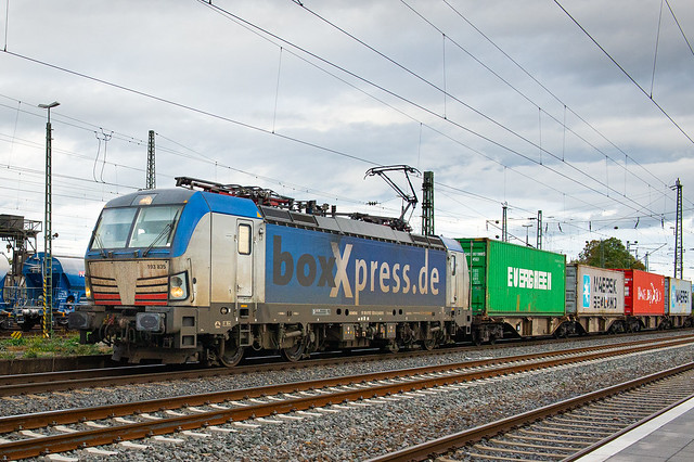 Boxxpress 193 895 with a box train seen in Neuwied, Germany