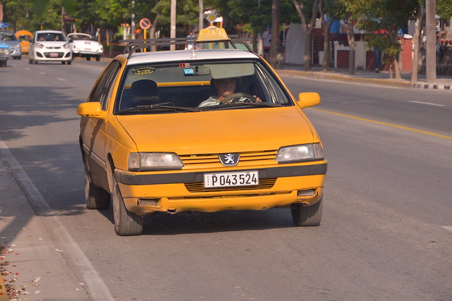 Peugeot 405 Cuba