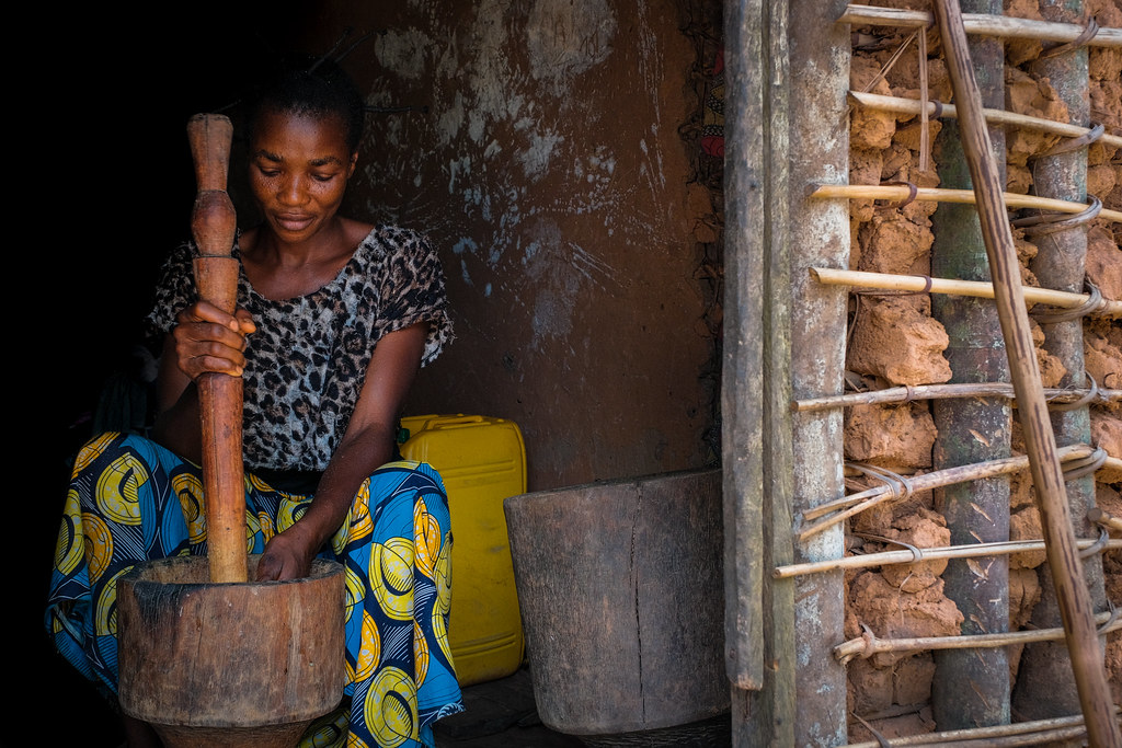 Woman in the village of Bokuma - DRC.