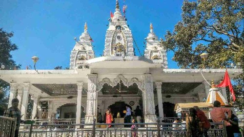 8 famous temples of Ganesha