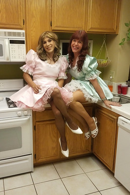 Lazy maids sitting on the counter | We spent more time posin… | Flickr
