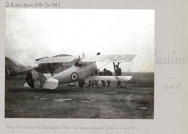 BDIC-Fonds-Valois_312-051_St-Omer(62500)_Avion-Reconnaissance_1917-12_Image