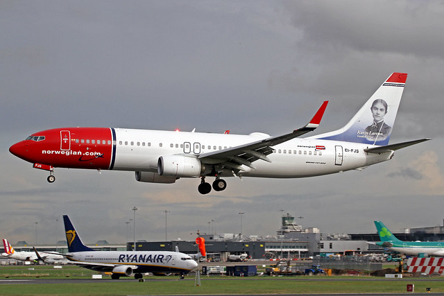 Norwegian Air International Boeing 737-8JP EI-FJS DUB 18-10-19