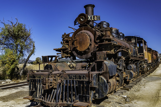 Old Rusted Steam Engine - Needs A Little Work