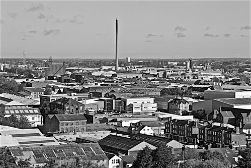 bondstreet citycentre kingstonuponhull eastyorkshire canoneos600d chimney newtheatre hull ngc geotagged brianarchie65 sky towndockmuseum monochrome