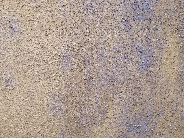 Dirty brown wall texture - by TexturePalace.com