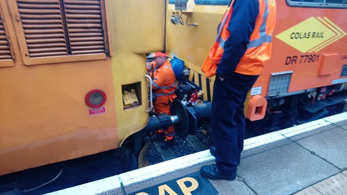 37099 COLAS NAME Getting Ready for Run Round. | by Growler Chid.