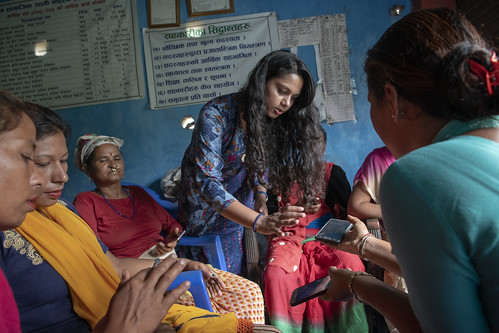 Pratima Baral (center) leads a workshop for female farmers in Nepal | by CGIAR System Organization