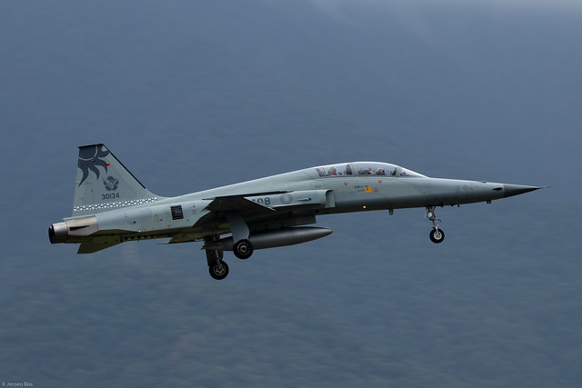 Northrop F-5F Republic of China (Taiwan) Air Force (RoCAF) 5408 / 30134 on finals at Hualien Air Base