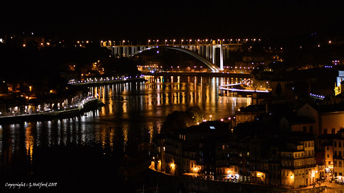 porto portugal douro nikon d7500 city night nightime river reflections town buildings curves portuguese europe cityscape riverview riverchannel sbend riverbends nights nightview bright lit yellows oranges