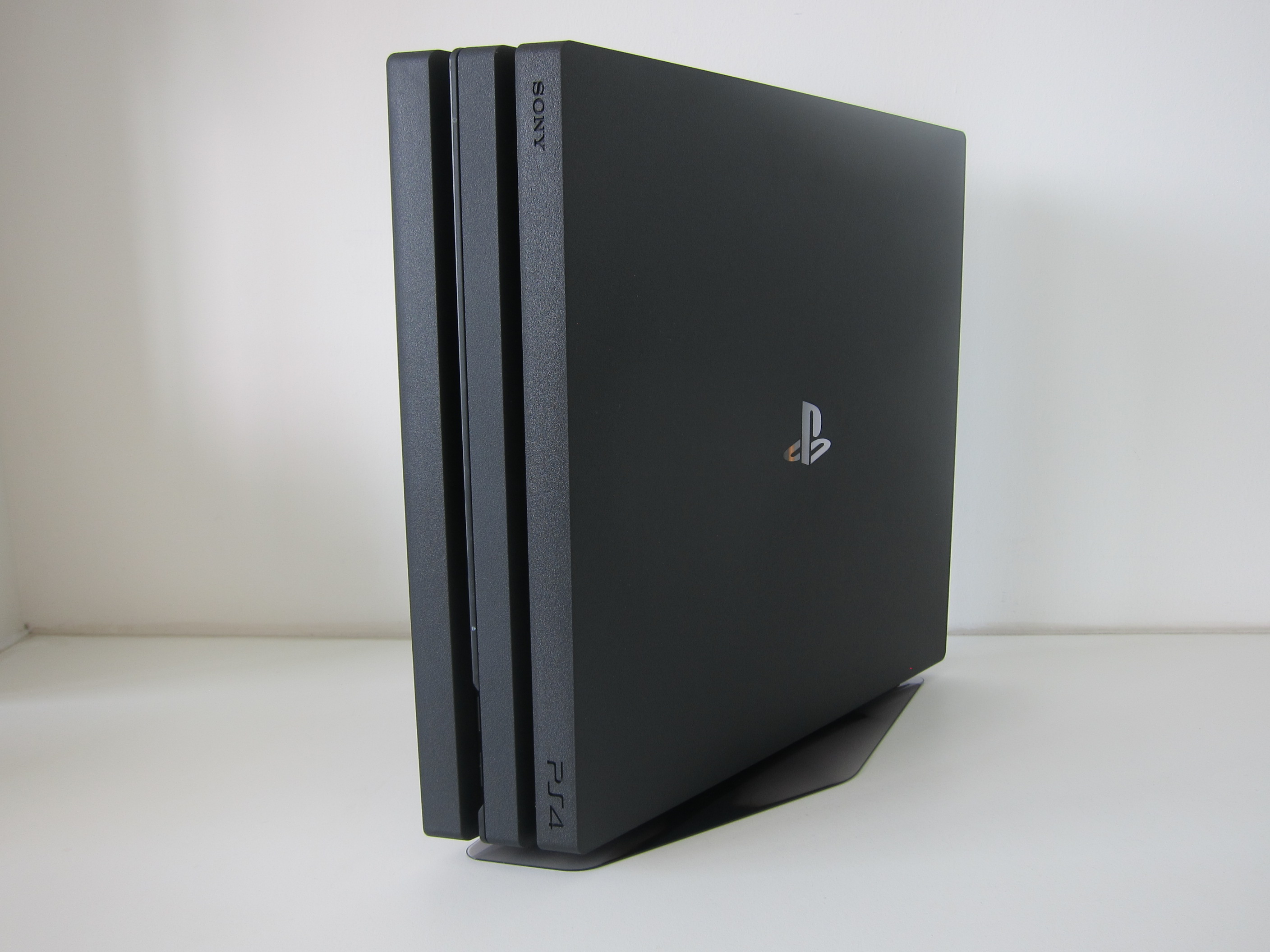 spin Wrap at donere Sony PS4 Vertical Stand « Blog | lesterchan.net