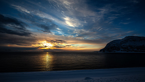 porsanger gemeindefinnmark norwegen norway nordkap sea water fjord