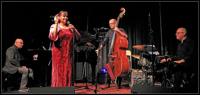 Johan Clement Trio featuring Deborah Carter, Jazz al'trappe 04/10/19, Centre culturel d'Ans, Belgium