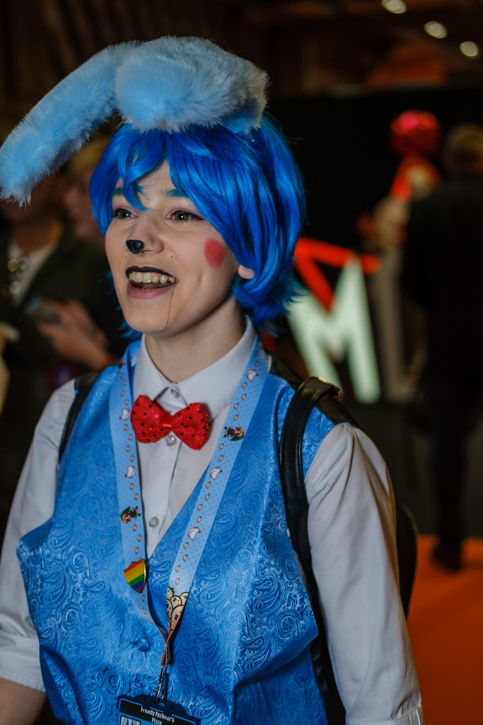 Toy Bonnie  Anime fnaf, Bonnie, Fnaf cosplay