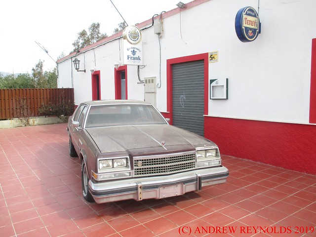 2019 030610 BUICK MODEL UNKNOWN CAR MADE PROBABLY 1970-1990 AT ROUTE 66 TAVERNAS ALMERIA