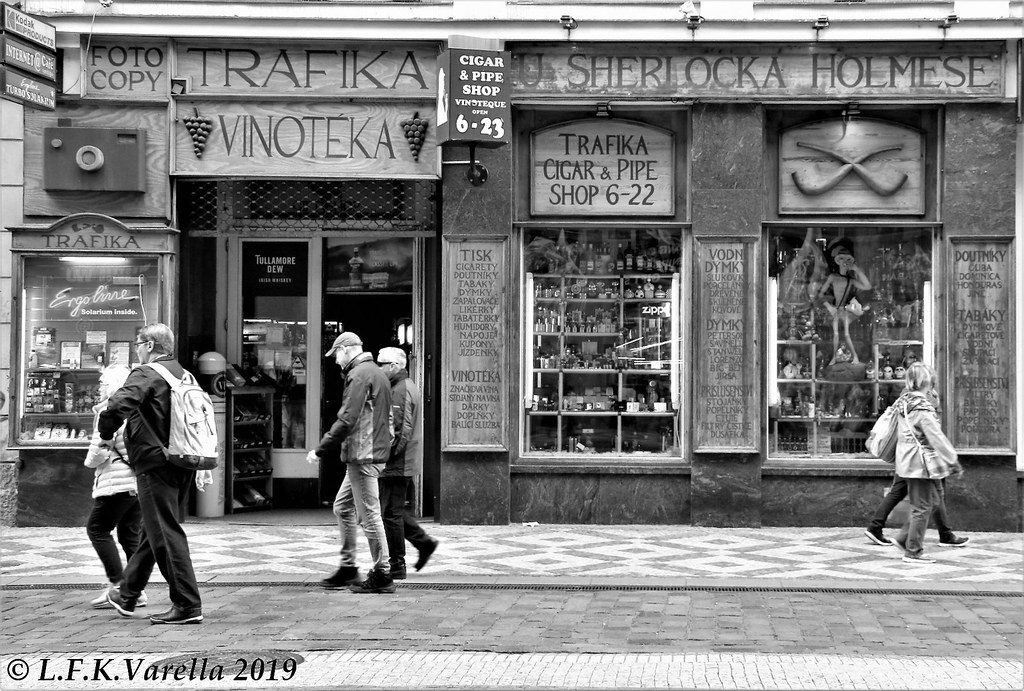 Praga em preto-e-branco