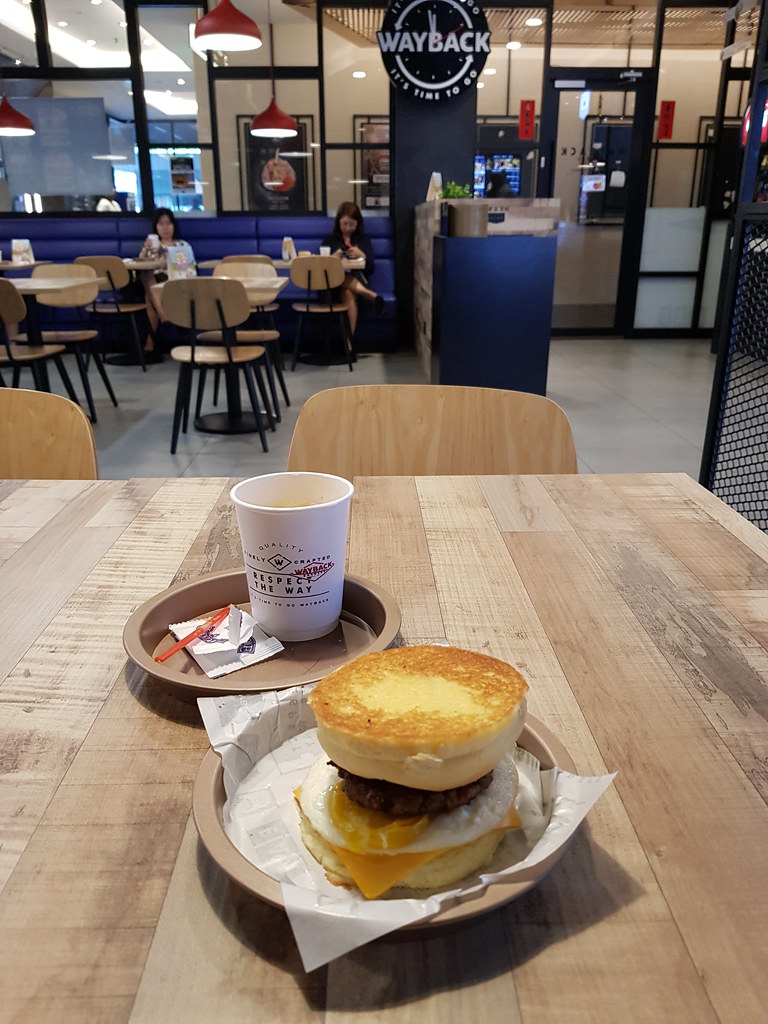 芝士鸡蛋配牛肉汉堡加咖啡 Beef Patty w/Cheese & Coffee Add-on Egg rm$8.50+rm$1.50 @ Wayback Burfers KL Wisma Lim Foo Yoong