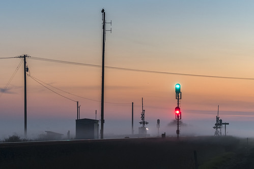 siding switch tower antenna controlpoint linncountyoregon harrisburgoregon sunset fog night signals crossing