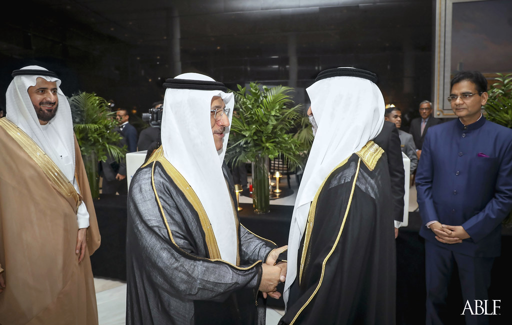 L-R- H.E. Dr Tawfig Bin Fawzan Al Rabiah, H.E. Sultan bin Saeed Al Mansouri with H.H. Sheikh Nahayan Mabarak Al Nahayan