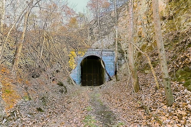 West portal of Indigo Tunnel in w