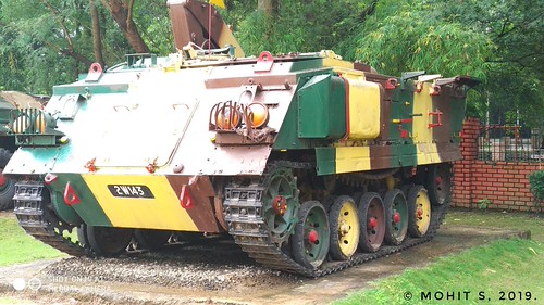 FV434 Armoured Repair/Recovery Vehicle. | Clicked from Xiaom… | Flickr