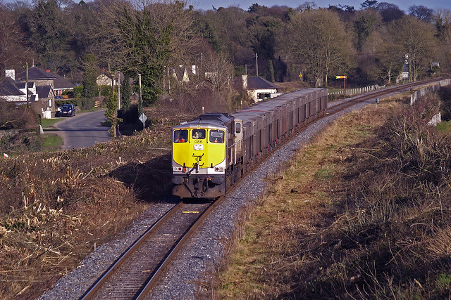 086 on Alexandra Rd.-Navan Tara mines train near Beauparc  25-Feb-09