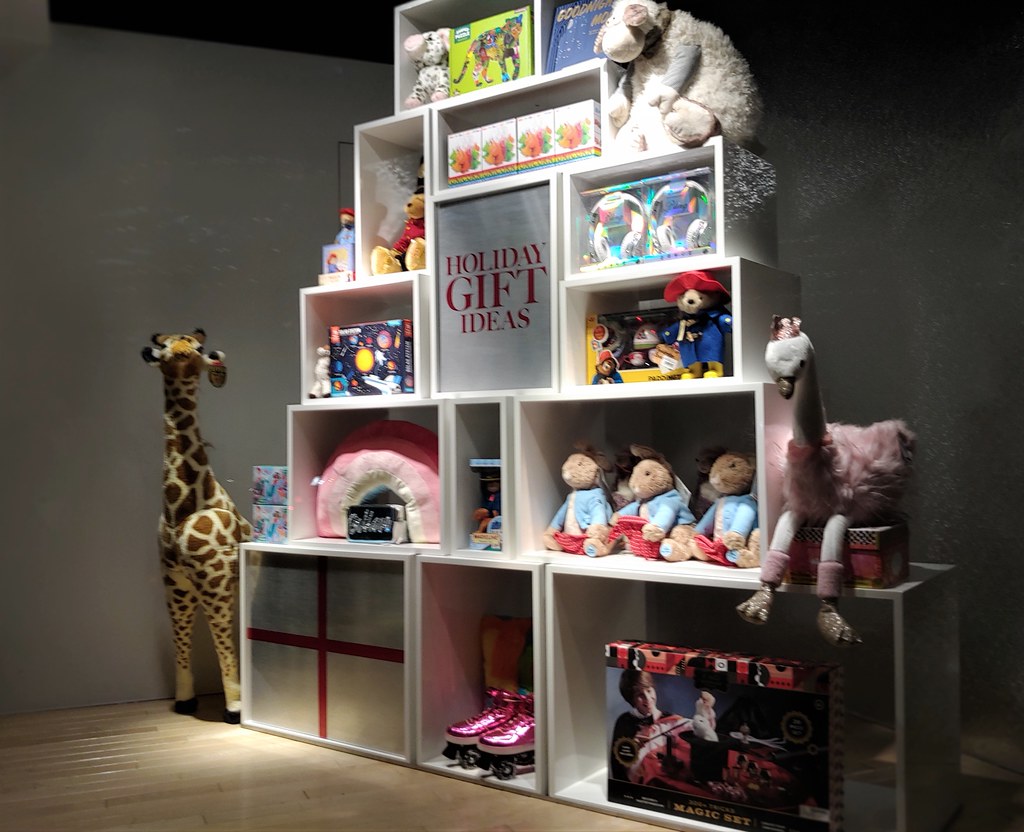 Childrens story book stuffed animal display at Neiman Marc… | Flickr