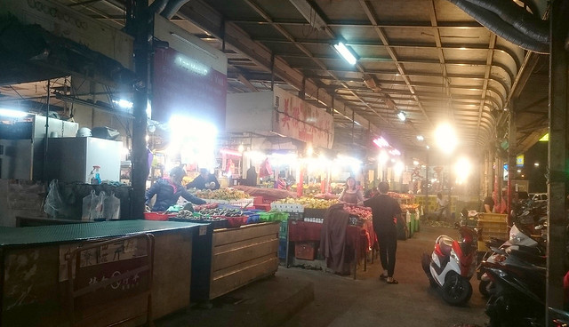 黃昏市場 Dusk Market
