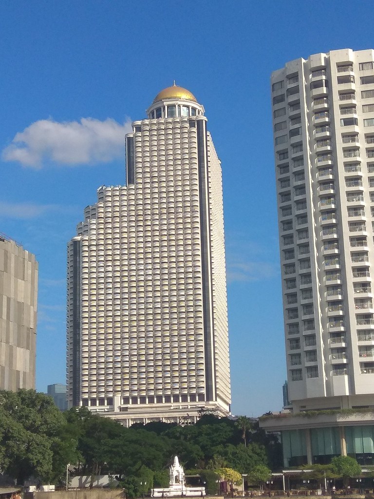 Bangkok river buildings