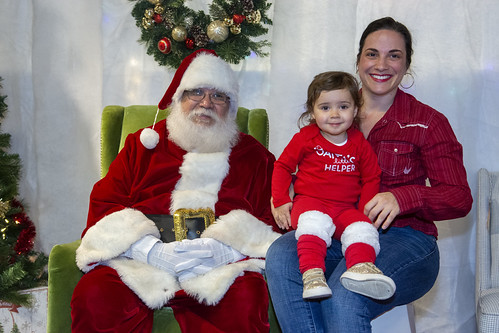 2019 North Pole in Northcenter Santa Photos | by Northcenter Chamber