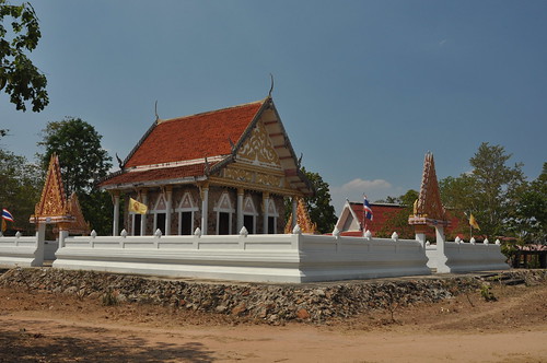 buddhism wat temple thailand isaan esarn wangsaeng chonnabot khonkaen