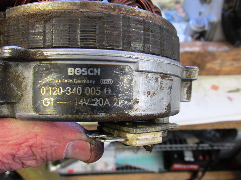 Bosch Alternator Model-"005" Is 280 Watt with 107 mm Steel Sleeve