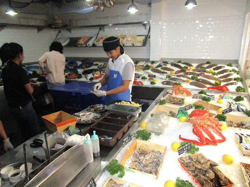 Fabulous fresh seafood Bangkok
