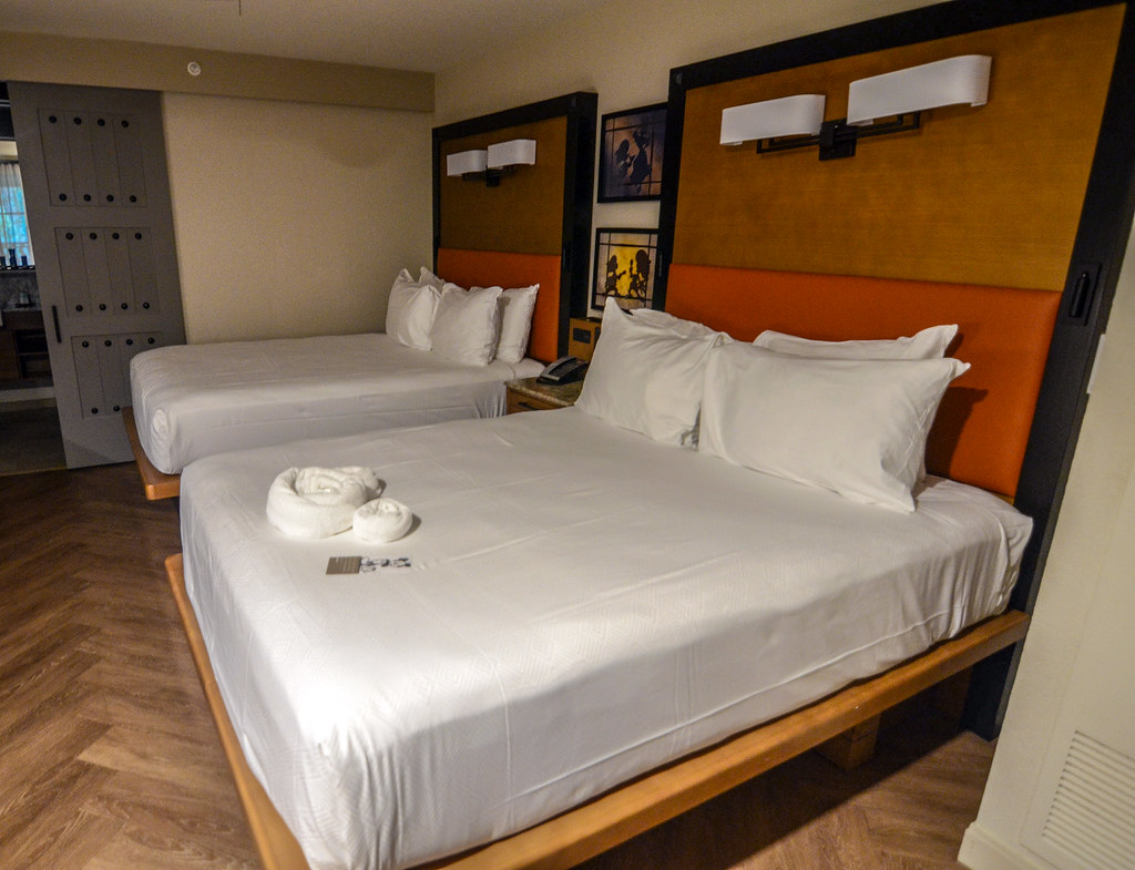 Coronado bedroom 2 beds
