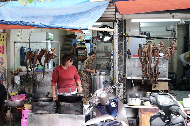wonderful market in Hanoi