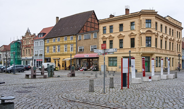 - kyritz (marktplatz) I -