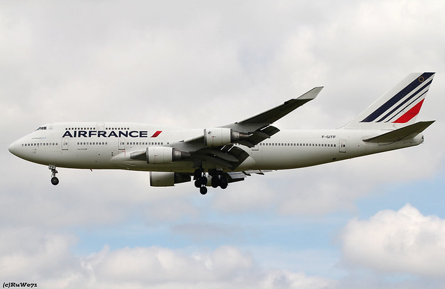Air France Boeing 747-428 F-GITF