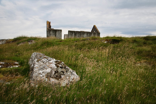 hebrides abandoned ruin derelict isleoflewis isolation scotland echos landscape