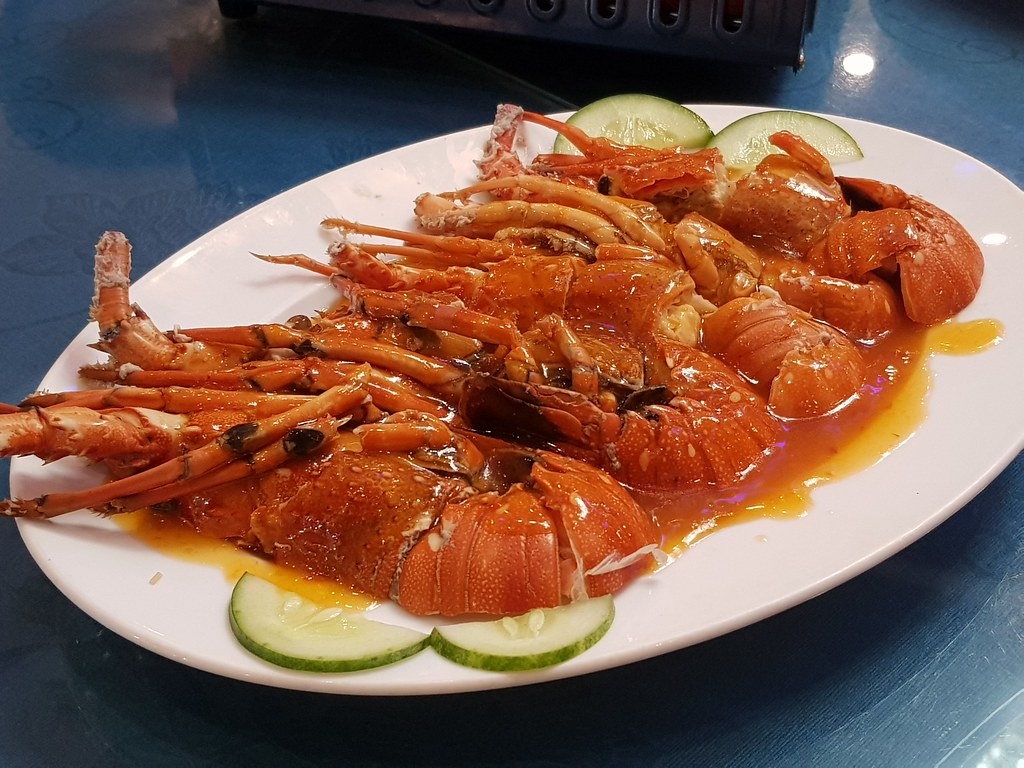 Day 4: 越南海鲜料理 Vietnamese Seafood meal at Tuyen Son Restaurant @ 岘港 Danang, Vietnam