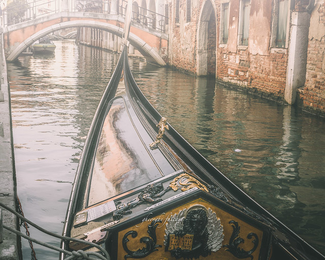 gondol in Venice