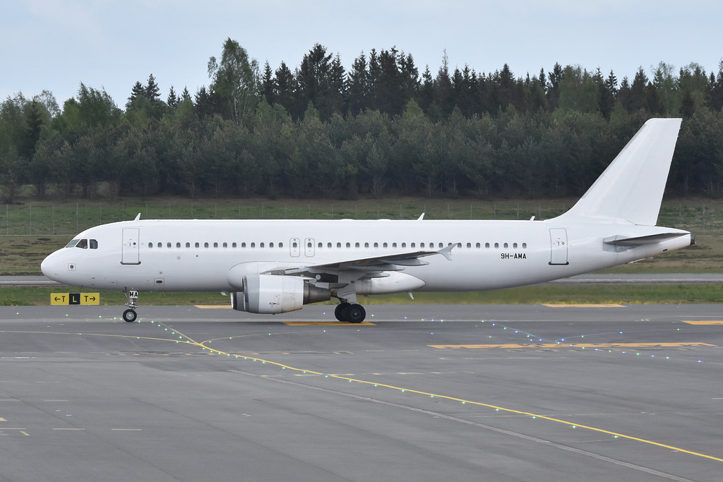 9H-AMA, AIRBUS A-320